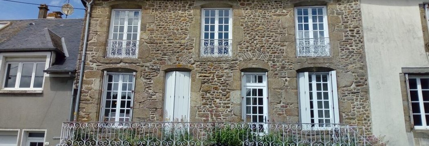 Maison 7 Pièces 200 m² à vendre à Courcité (53700)