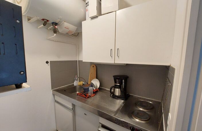 Location appartement 2 pièces 26 m² à Lyon 7 (69007) — photo 3