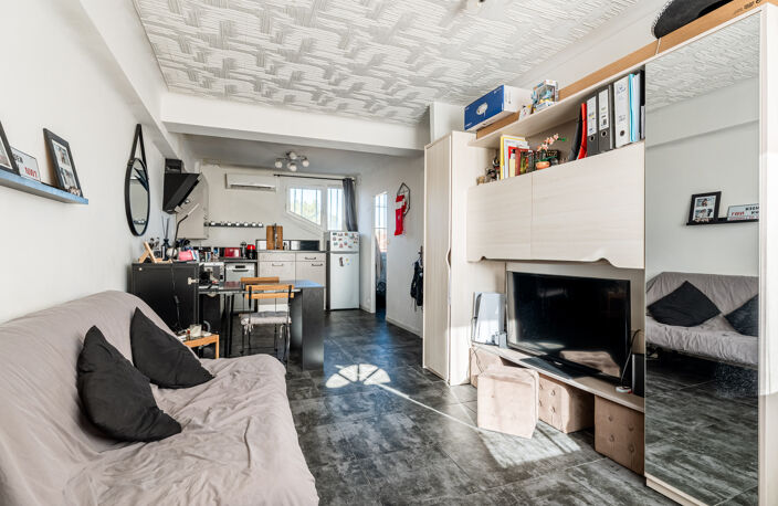 Studio lumineux 27 m2   Marseille 8ème   Sainte-Anne — photo 4