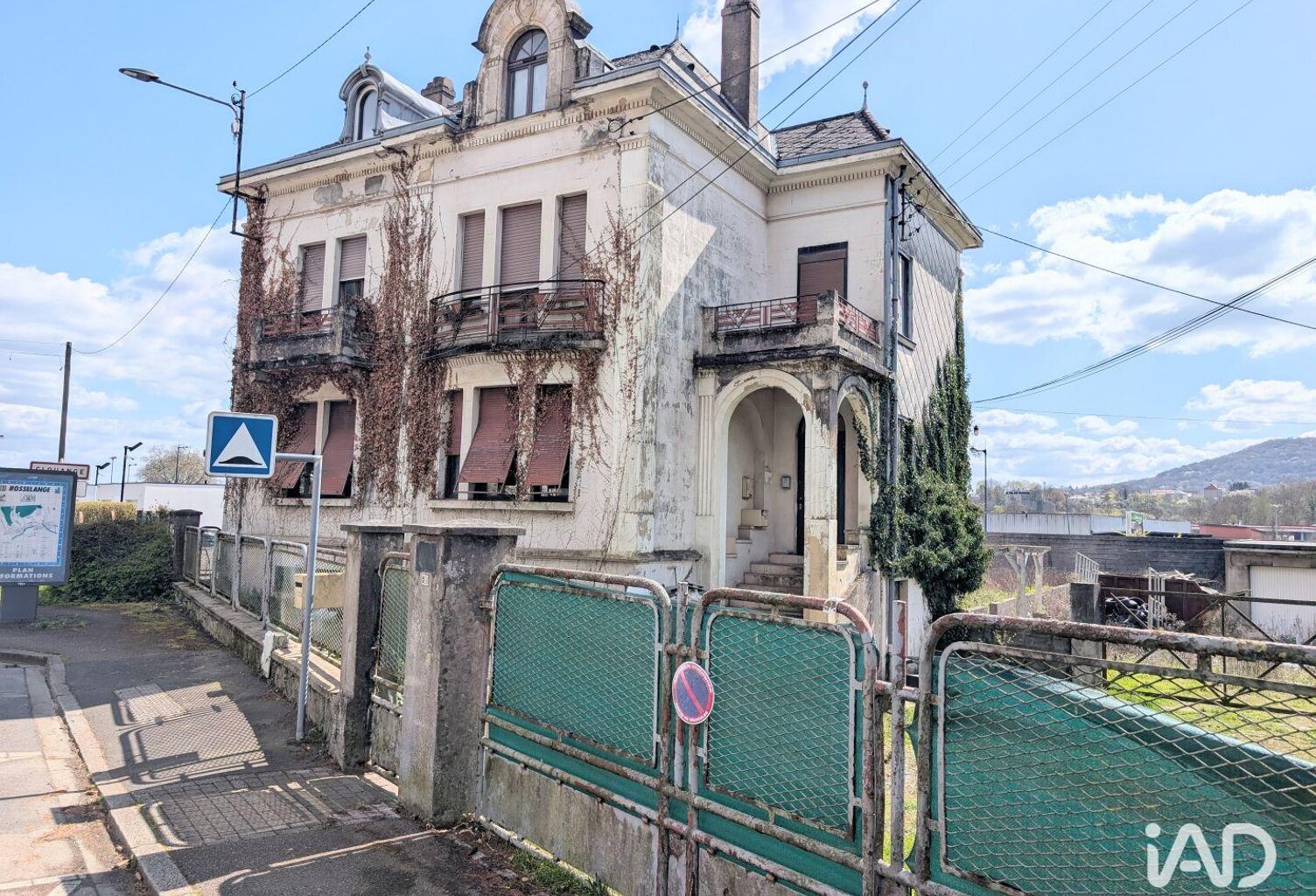 Vente Local d'activités 3 039 m&sup2; — photo 1
