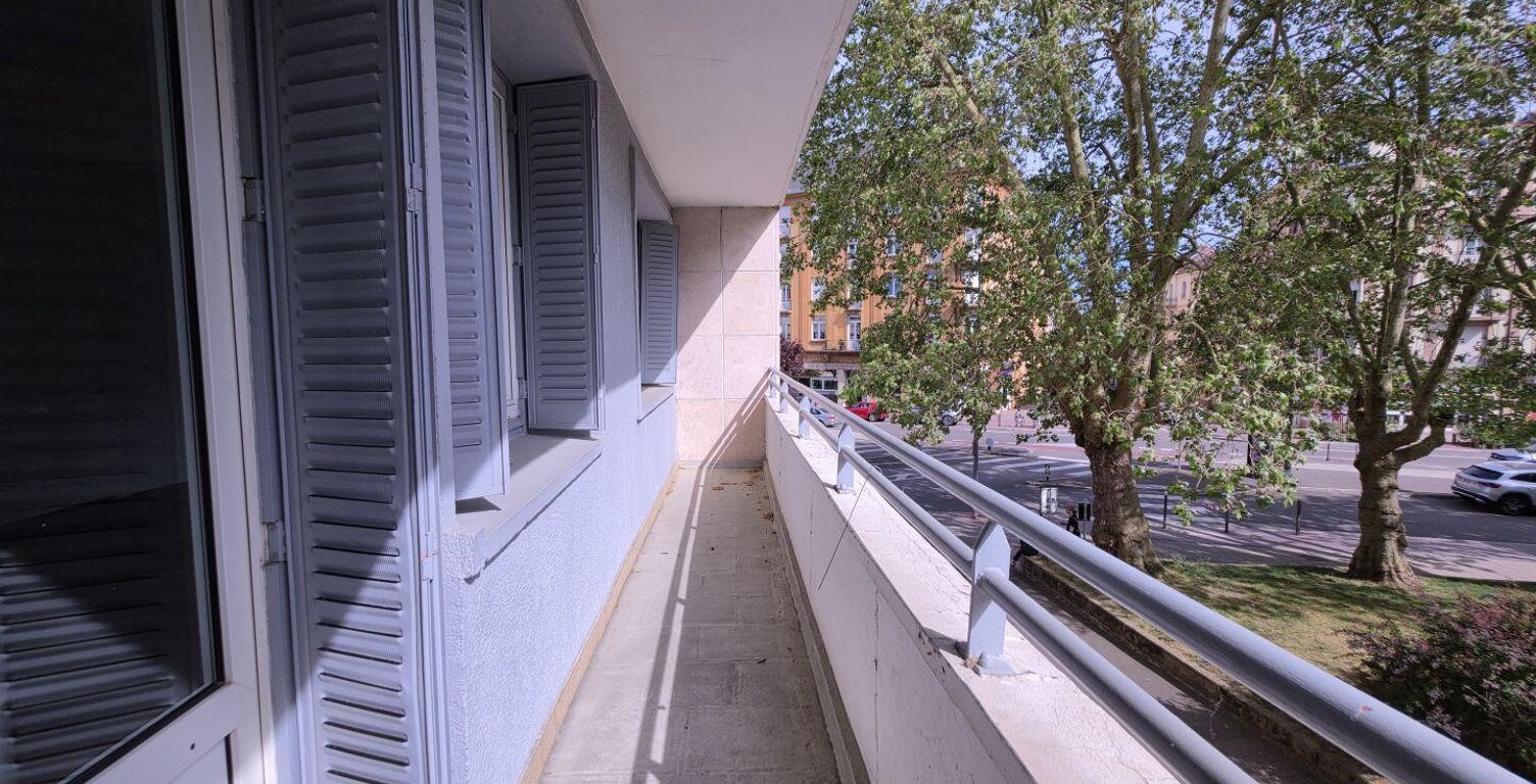 Location Appartement 4 pièces — photo 1