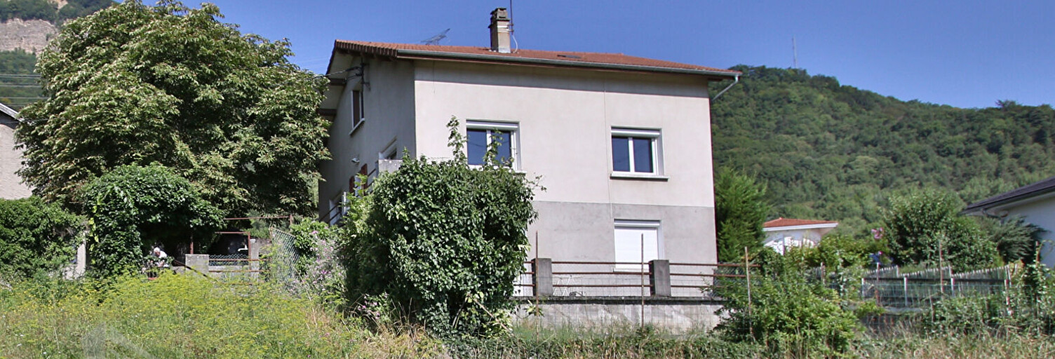 Maison 5 Pièces 97 m² à vendre à Claix (38640)