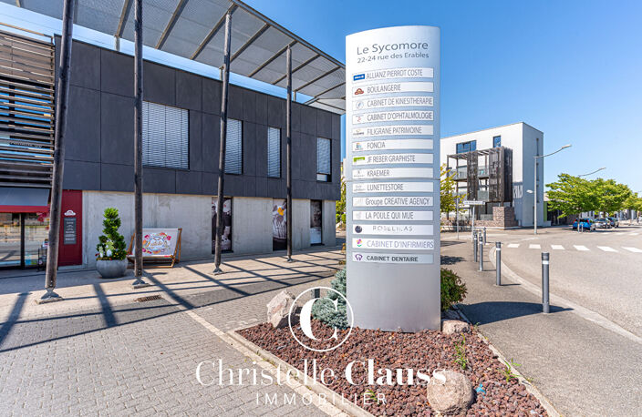 OBERNAI - Local professionnel  191 M² - 6 bureaux/salles -12  parkings — photo 3
