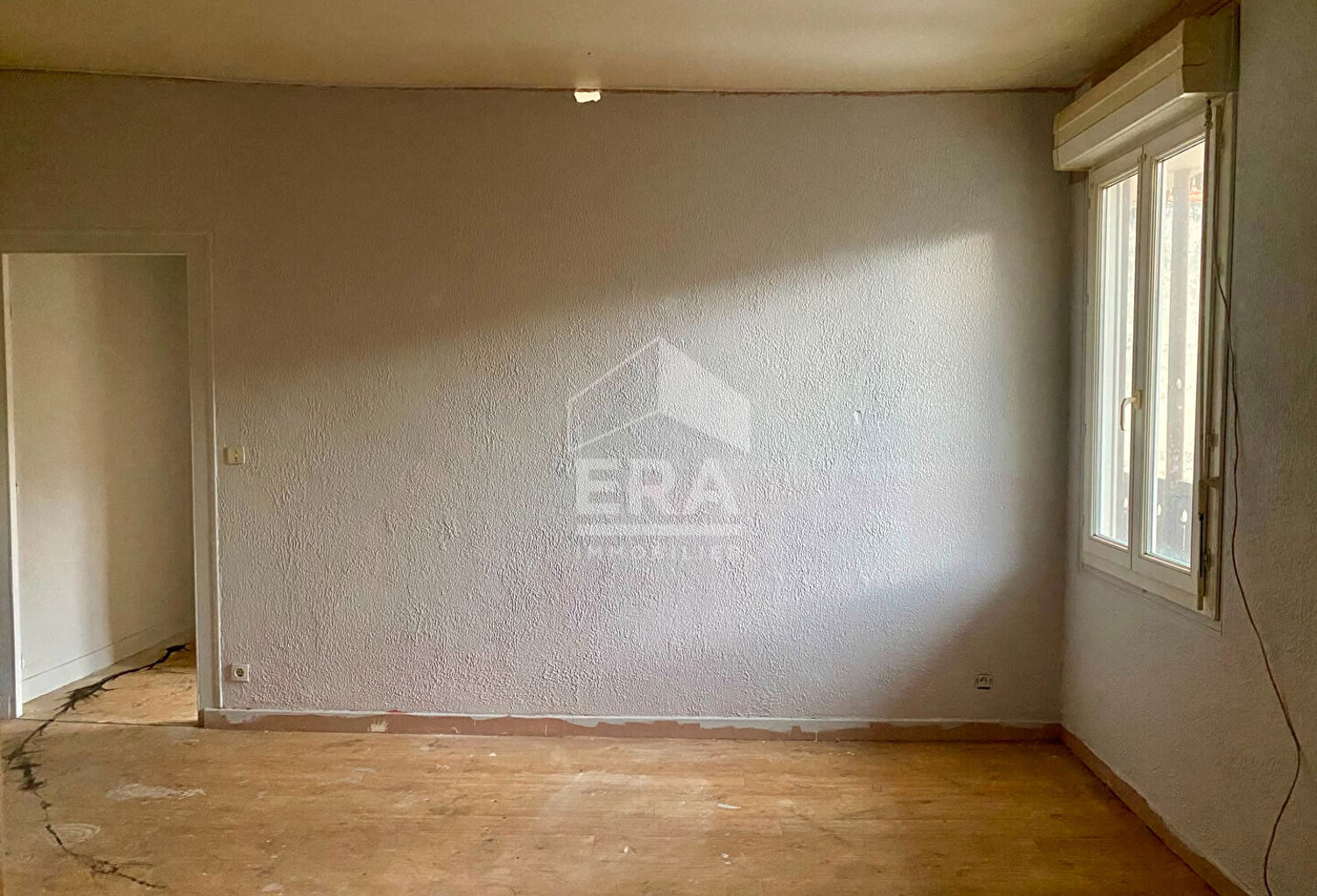 PAU - Appart. de 79 m² à rénover ou à diviser en centre-ville — photo 1