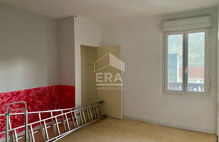 PAU - Appart. de 79 m² à rénover ou à diviser en centre-ville — photo 3