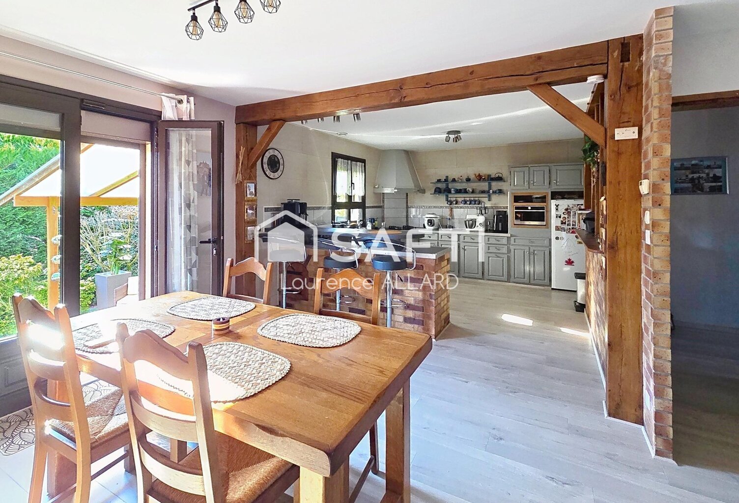 Charmante maison familiale avec jardin, au coeur de Chambly — photo 1