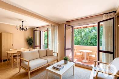 Appartement 4 pièces 265000 €