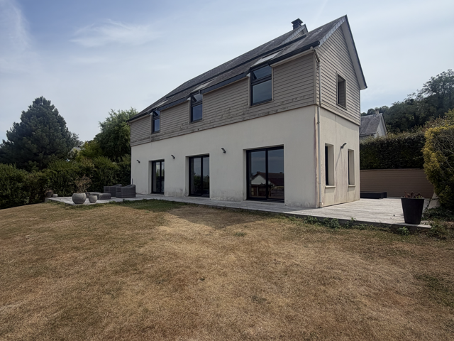 Vente Maison/villa 6 pièces — photo du bien