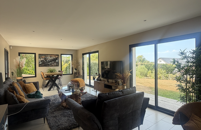 Vente Maison/villa 6 pièces — photo 2