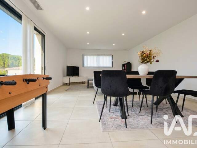 Vente Maison/villa 4 pièces — photo du bien