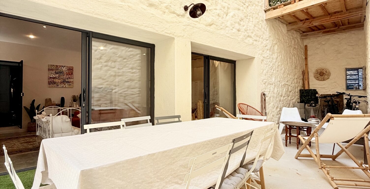 Vente Maison de village 11 pièces — photo 1
