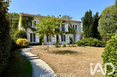 Maison 7 pièces 748000 €