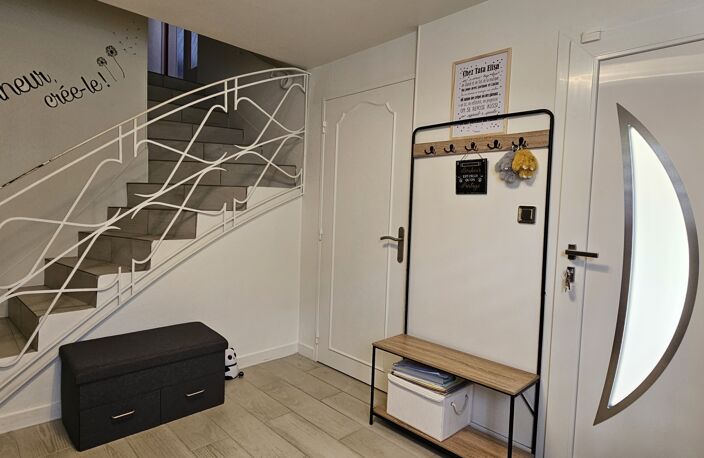 Vente Maison/villa 7 pièces — photo 2