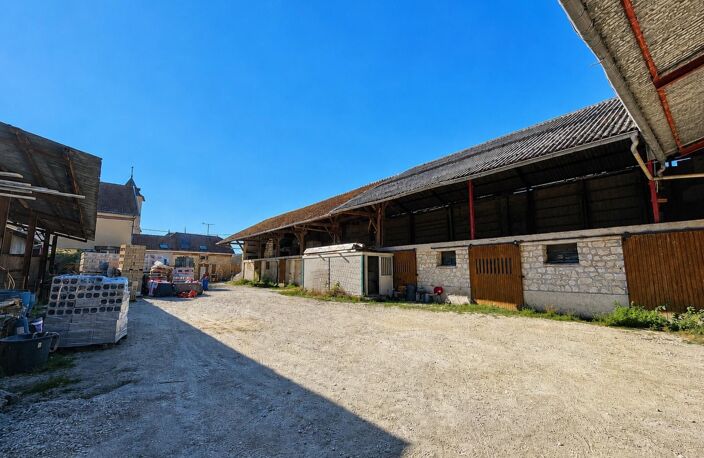 Bien plus qu'une maison, un véritable lieu de vie et de projets aux multiples possibilités. — photo 5