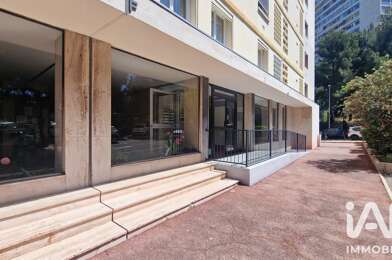 Appartement 3 pièces 910 €