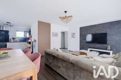 Maison 5 pièces 2100 €