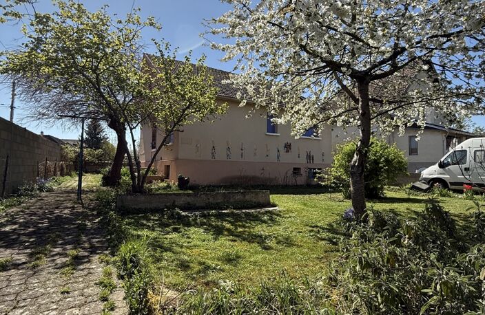 Vente Maison de ville 9 pièces — photo 2