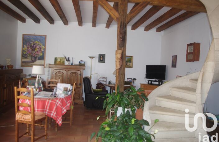 Vente Maison/villa 8 pièces — photo 2