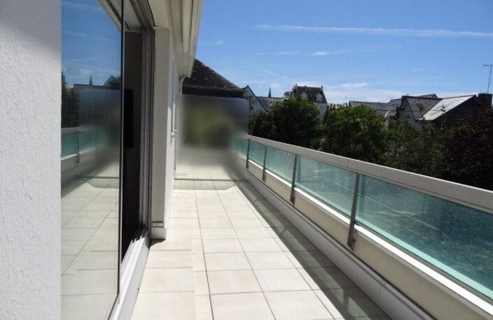 Situé sur le port à 100m des commerces — photo 2