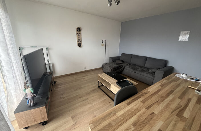 T2 - RODEZ CENTRE AVEC BALCON — photo 2