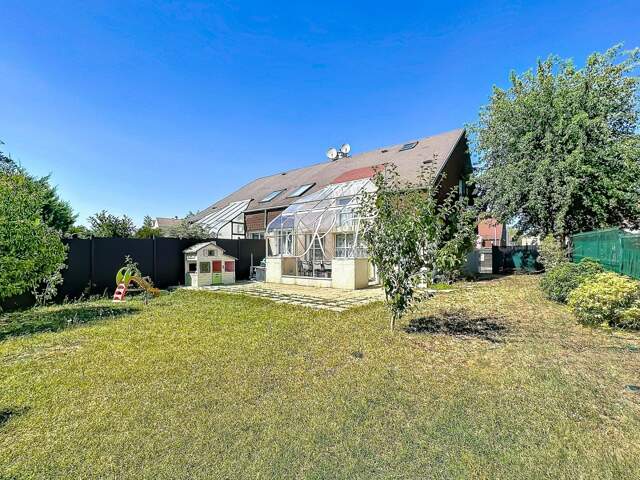 maison FAMILIALE avec 4 chambres — photo du bien