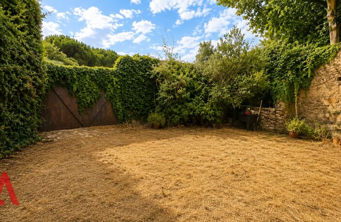 Maison en pierre avec jardin.  Charme et potentiel. PALAJA — photo 4