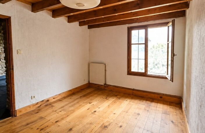 Maison en pierre avec jardin.  Charme et potentiel. PALAJA — photo 5