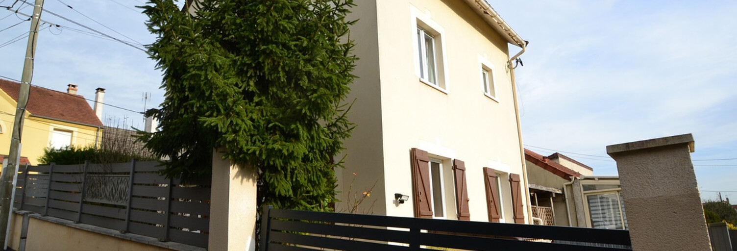 Maison 4 Pièces 90 m² à louer à Fosses (95470)