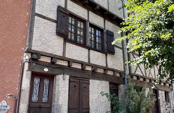 Maison de bourg mitoyenne à Blesle — photo 2
