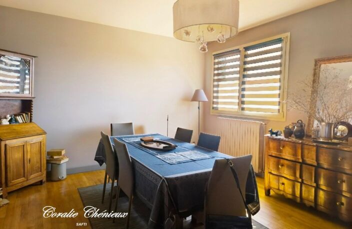Belle maison avec potentiel commercial — photo 5