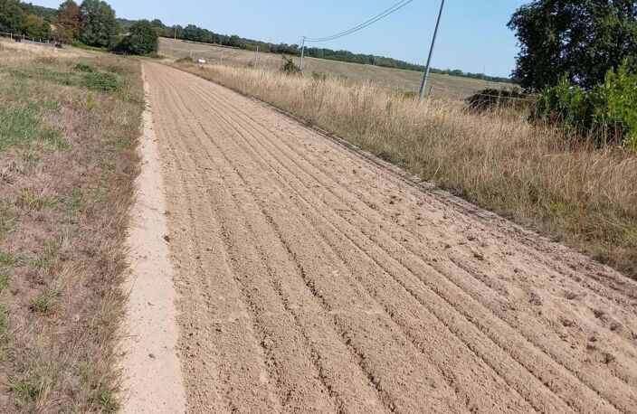 terrain agricole pour elevage chevaux avec piste d'entrainement au calme — photo 5