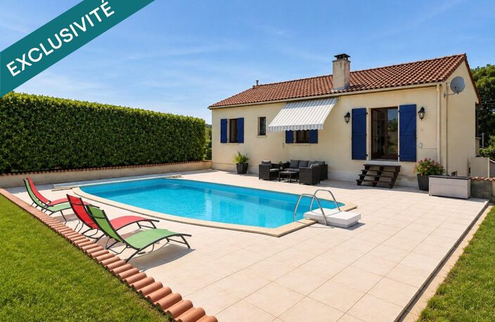 Deux maisons sous un même toit : piscine, 2 400 m² et DPE C, à 3 km de Chalais — photo 2