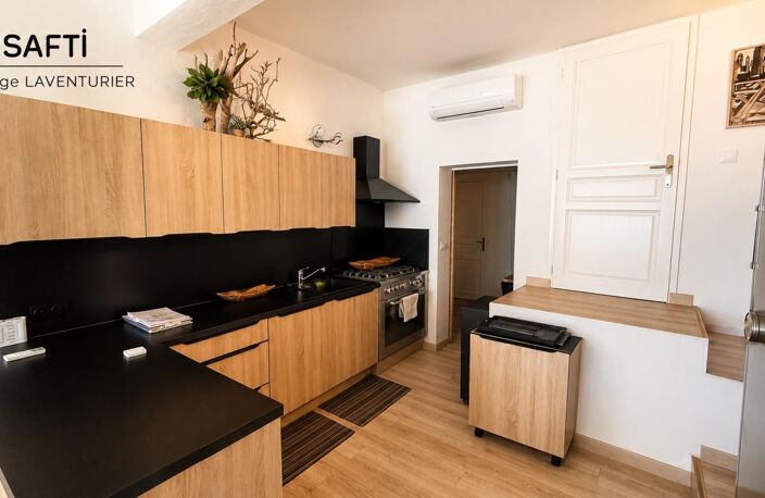 TIUCCIA  SUPERBE T2 DE 69 M²  PIEDS DANS L'EAU  VUE MER — photo 3