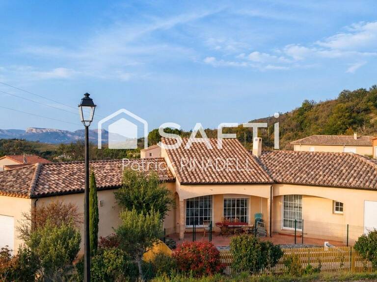Maison d'habitation de type T5, Terrain 1355m², 4 chambres, 1 bureau, garage de 35m², annexe de 24m², piscine 4x8m. Climatisation gainée, poêle à bois. — photo 1
