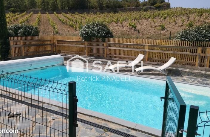 Maison d'habitation de type T5, Terrain 1355m², 4 chambres, 1 bureau, garage de 35m², annexe de 24m², piscine 4x8m. Climatisation gainée, poêle à bois. — photo 3