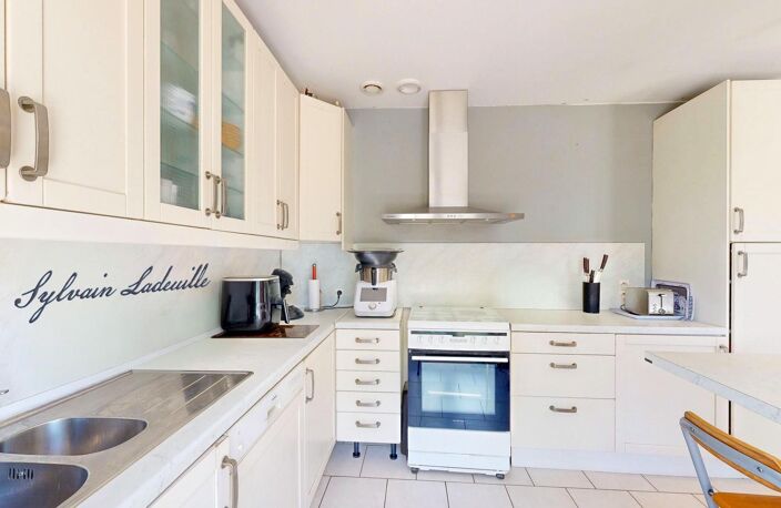 Maison de plain-pied + dépendance de 90m² proche St-Cyprien — photo 5