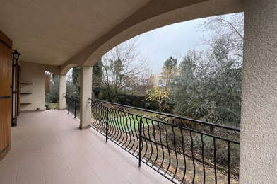 Maison 4 pièces 832 €