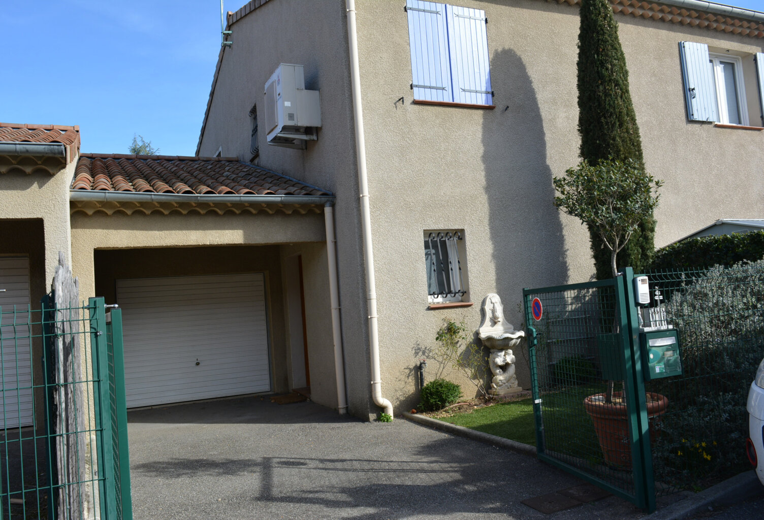MAISON T4 JARDIN GARAGE — photo 1