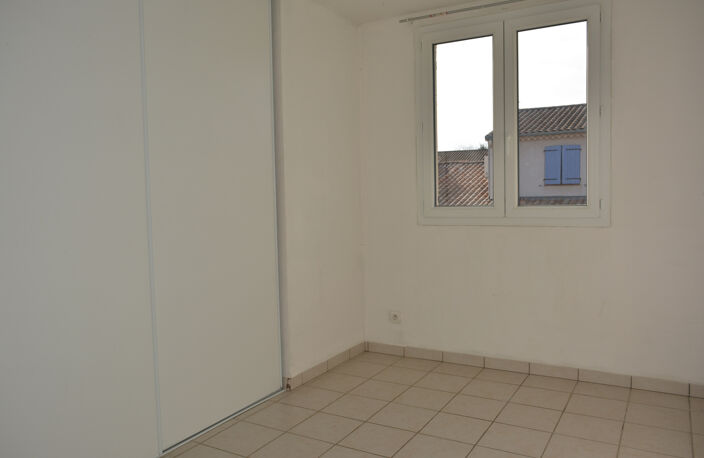 MAISON T4 JARDIN GARAGE — photo 5