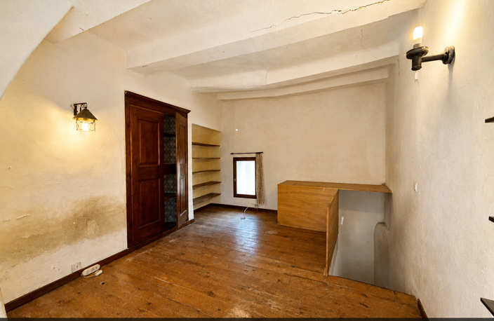 RÉGUSSE   CHARMANTE MAISON DE VILLAGE   IDÉAL PIED-À-TERRE O — photo 2