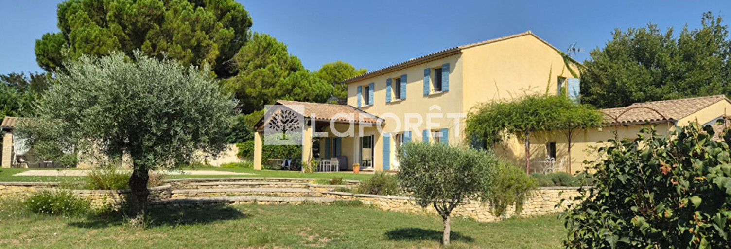 Maison 6 Pièces 209 m² à vendre à Maubec (84660)