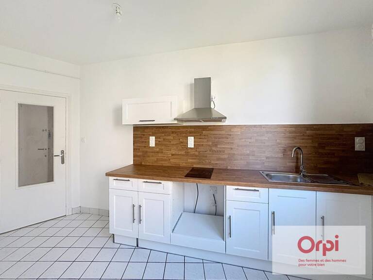 Appartement À Louer — photo 1