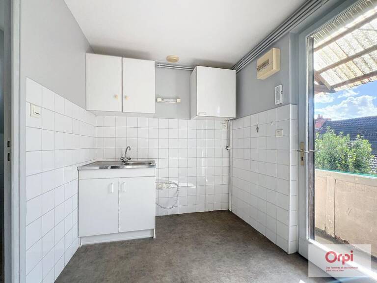 Appartement À Louer — photo 1