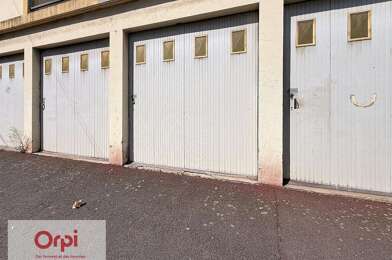 Garage  45 €
