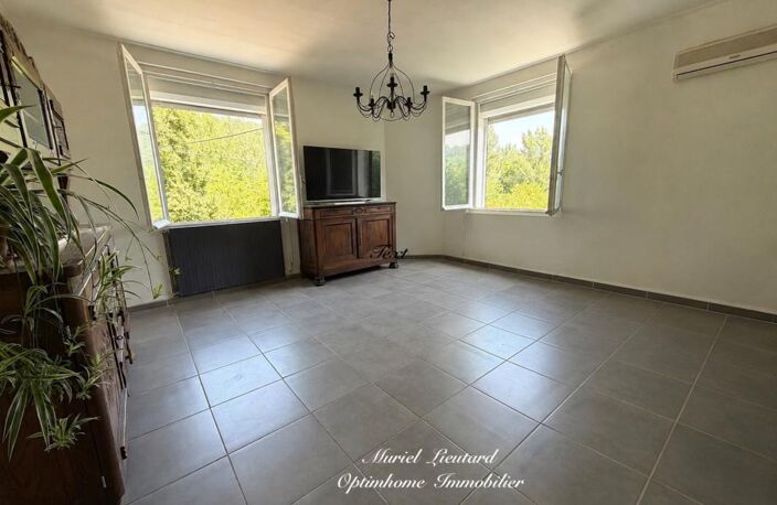 MAISON 9 PIECES 200 m2 - DEPENDANCES — photo 4