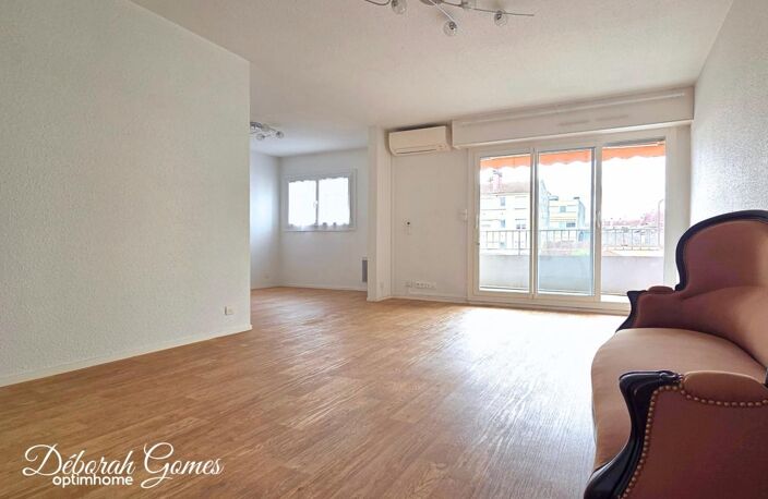 RARE Pau centre ville – 4 chambres, double salon, garage et parking — photo 2