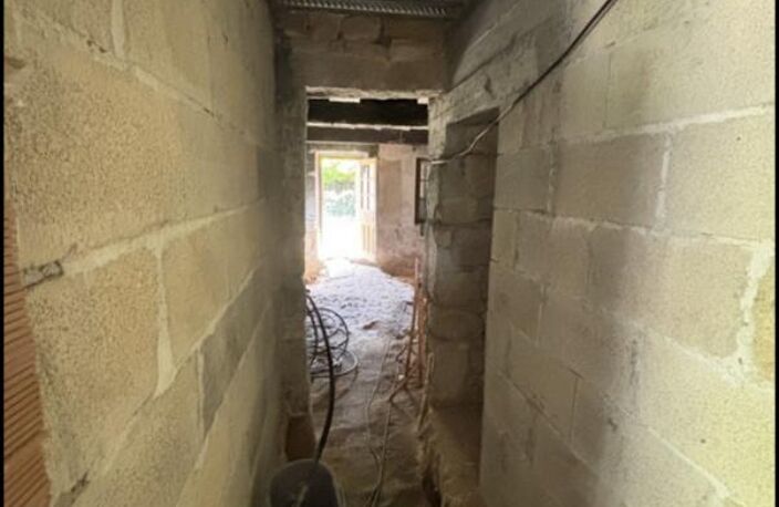 Maison à finir de rénover à ROYERE DE VASSIVIERE (23) — photo 3