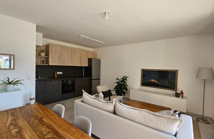 À vendre Bonneville – Superbe T3 récent de 60 m² avec terrasse, garage et vue montagnes (74) — photo 3