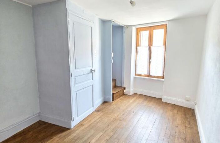 *** EXCLUSIVITE *** JOLIE MAISON DE VILLE AU COEUR DE BILLOM 63160 *** — photo 4