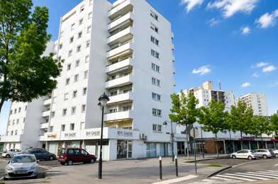 Appartement 3 pièces 90000 €